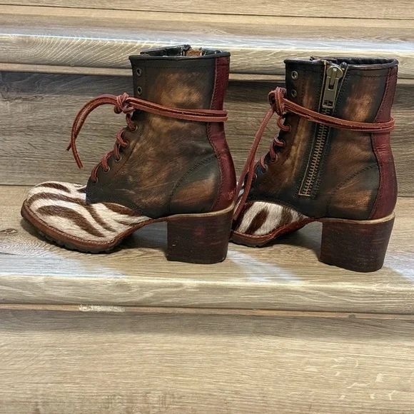 Freebird Cavalier Zebra Booties Sz 9 - Picture 2 of 4